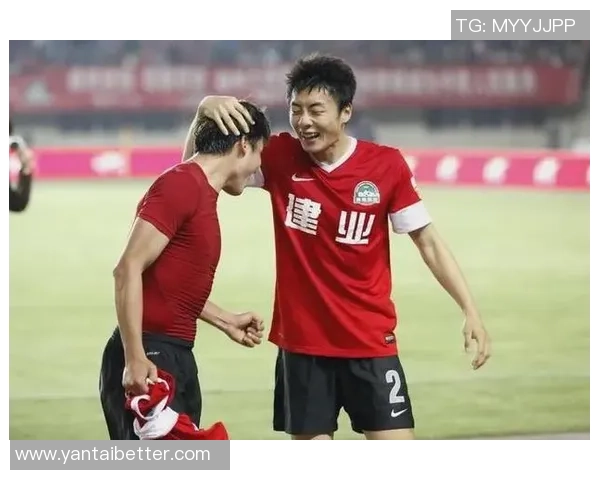 李磊专访：从青涩少年到足球明星的成长之路回顾